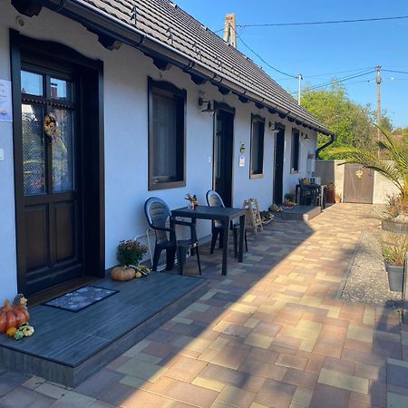 Hauptman Apartman Nagyatad Luaran gambar